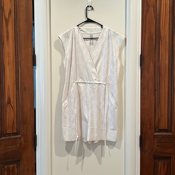 Athleta Marlow Printed Romper Snakeskin Size S NWOT - Picture 2 of 3